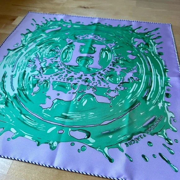 Hermès Gavroche 45 silk scarf - Picture 2 of 10